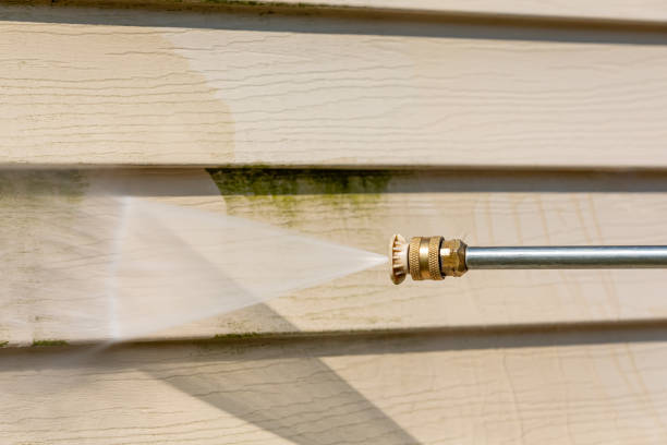 Best Roof Pressure Washing  in East Washington, PA